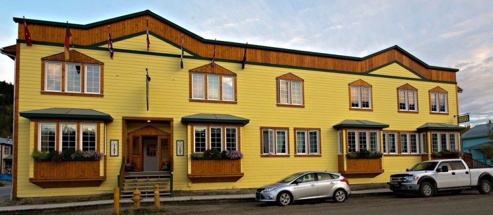 Aurora Inn Dawson City Exterior foto